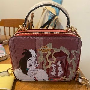 Coach X Disney Cruella crossbody